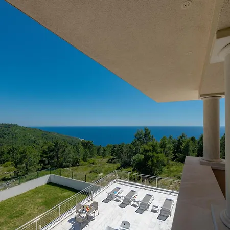 Pensjonat Luxury Estates - Coral