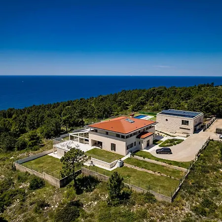 Guest house Luxury Estates - Coral 5*