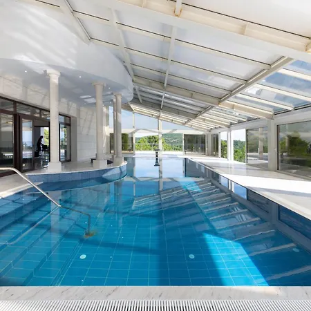 Luxury Estates - Coral 5*