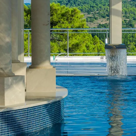 Luxury Estates - Coral Affittacamere 5*