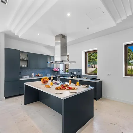 Luxury Estates - Coral Affittacamere