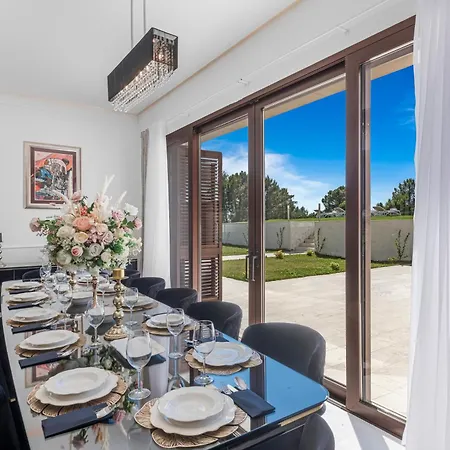 Luxury Estates - Coral Ragusa