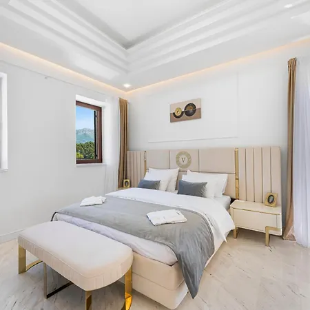 Luxury Estates - Coral 招待所