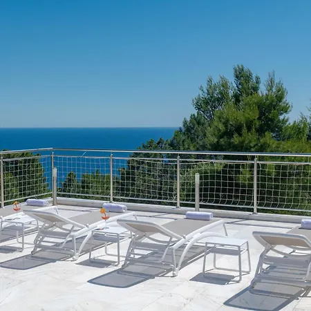 Luxury Estates - Coral 5*